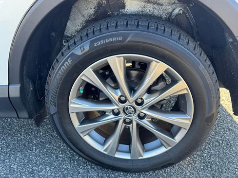 Used 2016 Toyota RAV4 Limited image 39