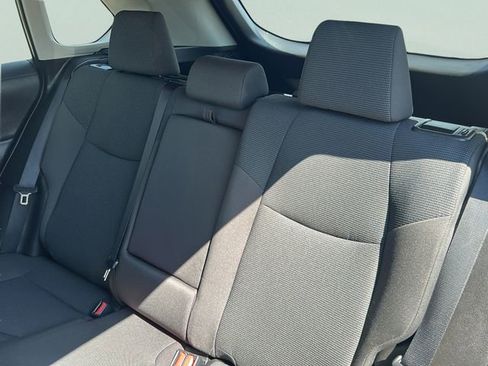 Used 2022 Toyota RAV4 LE image 18