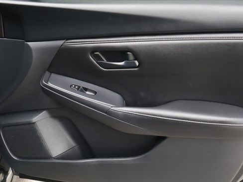 Used 2024 Nissan Sentra S image 16