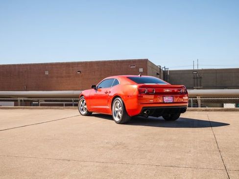 Used 2010 Chevrolet Camaro SS w/ RS Package image 17