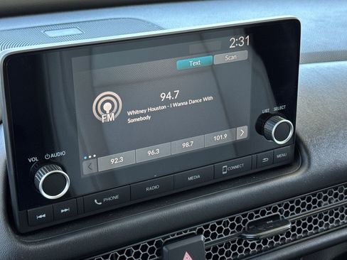 Used 2025 Honda HR-V Sport image 21