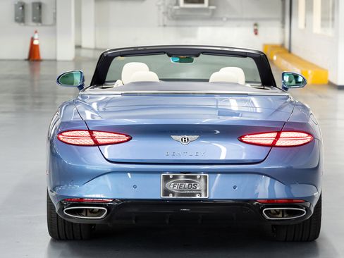 New 2026 Bentley Continental GTC AWD/4WD image 4