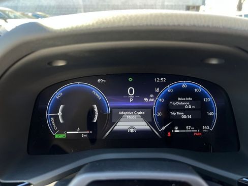 New 2026 Toyota Camry XSE FWD image 32
