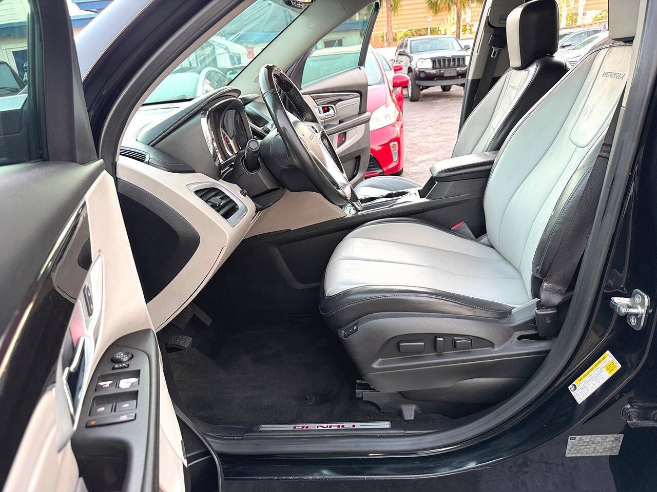 Used 2017 GMC Terrain Denali FWD image 25