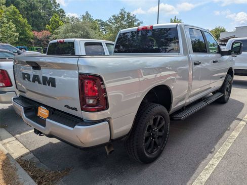 Certified 2026 RAM 2500 Big Horn AWD/4WD image 4