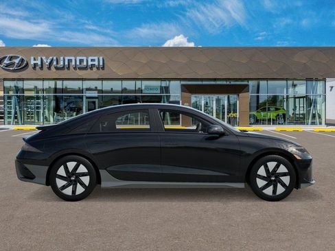 New 2025 Hyundai Ioniq 6 SEL RWD image 7