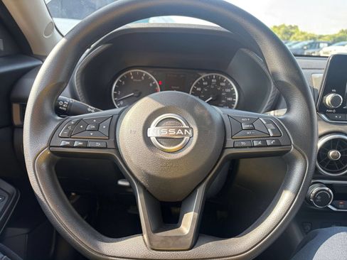 Used 2025 Nissan Sentra S FWD image 25