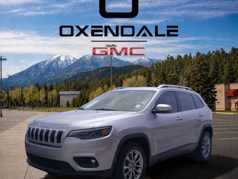 Used 2020 Jeep Cherokee Latitude Plus FWD image 2