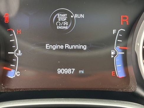 Used 2018 Jeep Compass Latitude w/ Popular Equipment Group AWD/4WD image 21