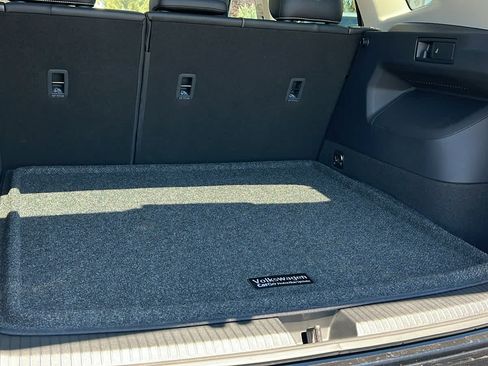 Certified 2026 Volkswagen Tiguan SE w/ Panoramic Sunroof Package AWD/4WD image 27