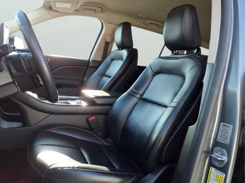 Used 2023 Lincoln Aviator AWD image 14