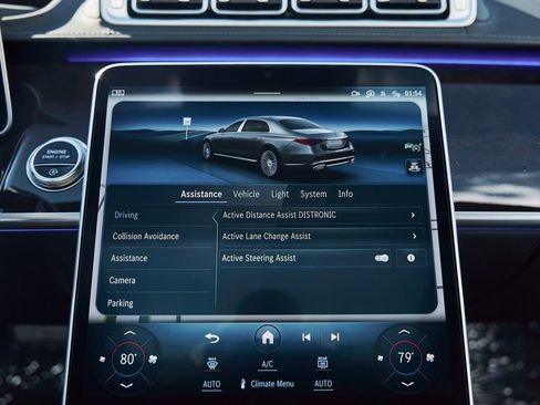 Used 2025 Mercedes-Benz Maybach S 580 4MATIC image 61