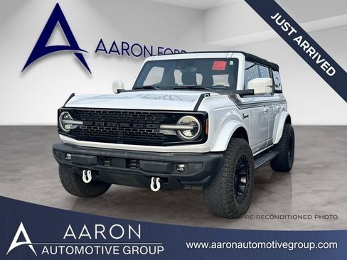 Used 2022 Ford Bronco Outer Banks image 1
