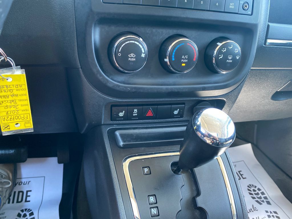 Used 2017 Jeep Patriot High Altitude AWD/4WD image 19