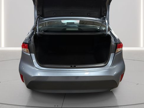 Used 2025 Toyota Corolla LE FWD image 16