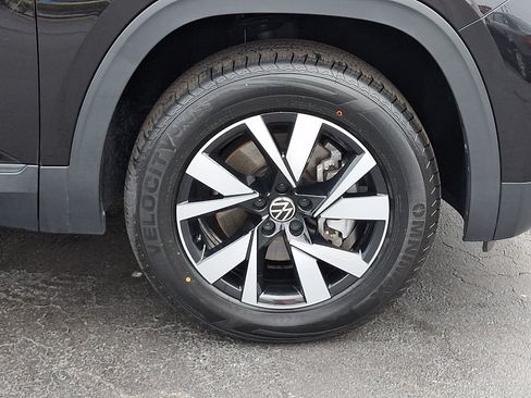 Certified 2022 Volkswagen Atlas Cross Sport SE AWD/4WD image 8