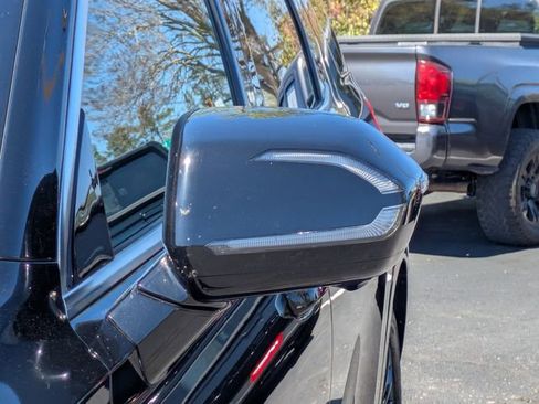 Used 2024 Hyundai Palisade Calligraphy image 13