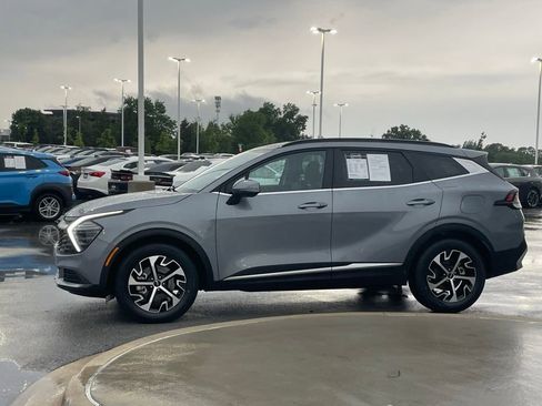 Certified 2025 Kia Sportage EX w/ Premium Package FWD image 4