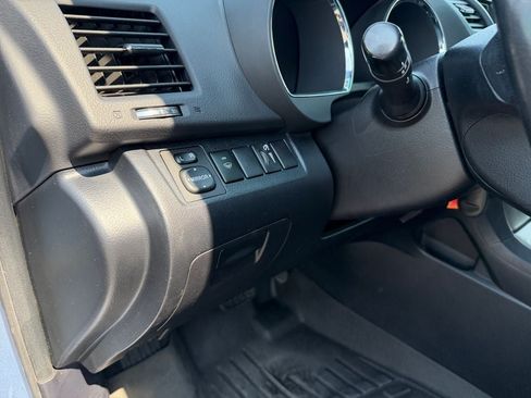 Used 2008 Toyota Highlander Sport AWD/4WD image 19