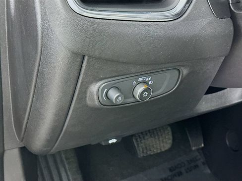 Used 2024 Chevrolet Equinox LS w/ LS Convenience Package FWD image 15