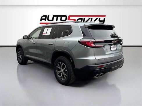 Used 2024 GMC Acadia AT4 w/ Luxury Package image 5
