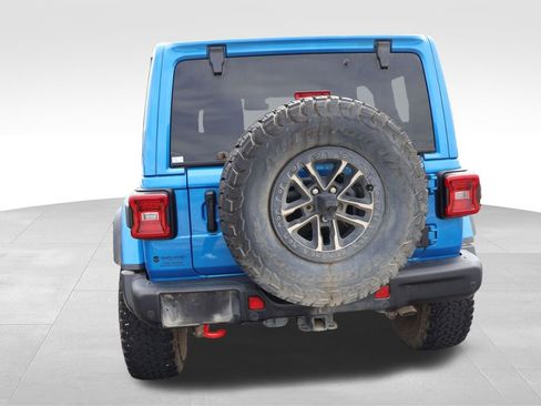 Used 2024 Jeep Wrangler Unlimited Rubicon AWD/4WD image 13