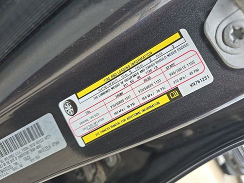 Used 2019 RAM 1500 Big Horn AWD/4WD image 11