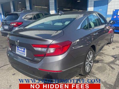 Used 2018 Honda Accord Touring image 3