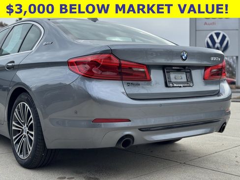 Used 2018 BMW 530e xDrive 530e xDrive iPerformance image 14