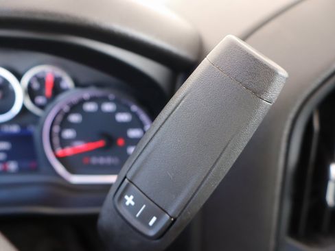 Used 2022 Chevrolet Silverado 1500 Custom w/ Safety Confidence Package image 16