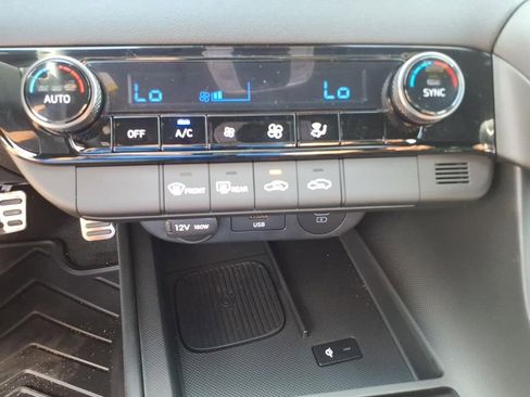 New 2026 Hyundai Elantra Sport FWD image 22