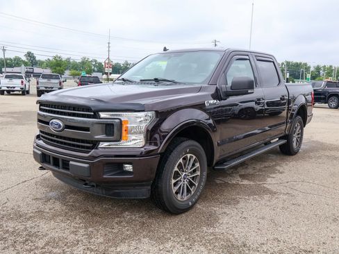 Used 2019 Ford F150 XLT w/ Equipment Group 302A Luxury AWD/4WD image 26