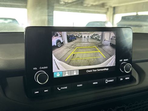 Used 2025 Honda Accord LX image 18