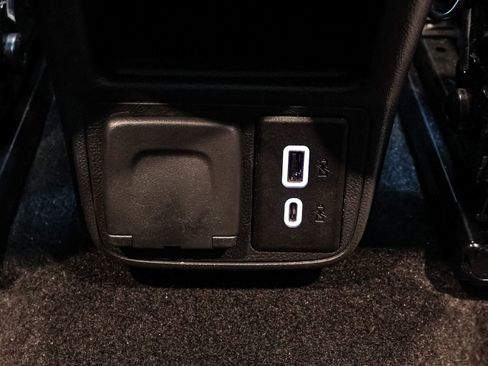 Certified 2023 Buick Encore GX Essence w/ Advanced Technology Package image 25