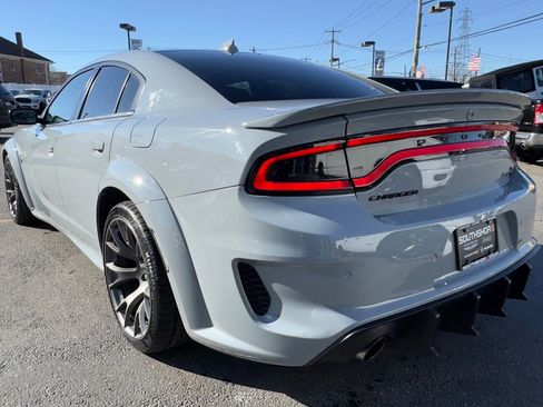 Used 2021 Dodge Charger SRT Hellcat RWD image 5
