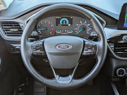 Used 2022 Ford Escape SE w/ SE Sport Appearance Package image 12