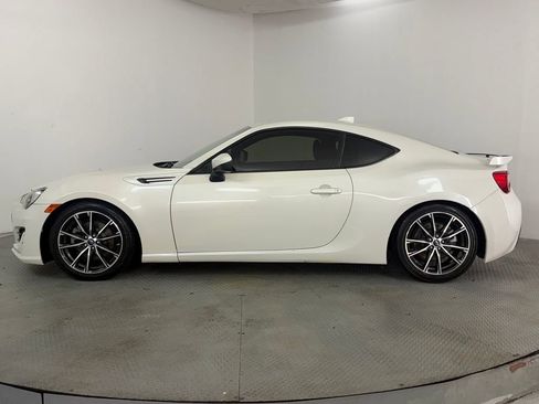 Used 2017 Subaru BRZ Premium w/ Popular Package #3 RWD image 4