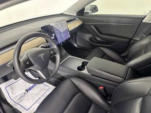 Used 2021 Tesla Model 3 Standard Range Plus image 14