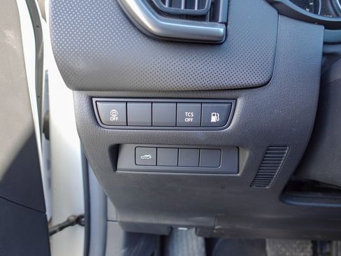 Certified 2025 MAZDA CX-50 2.5 Hybrid w/ Preferred Pkg image 12