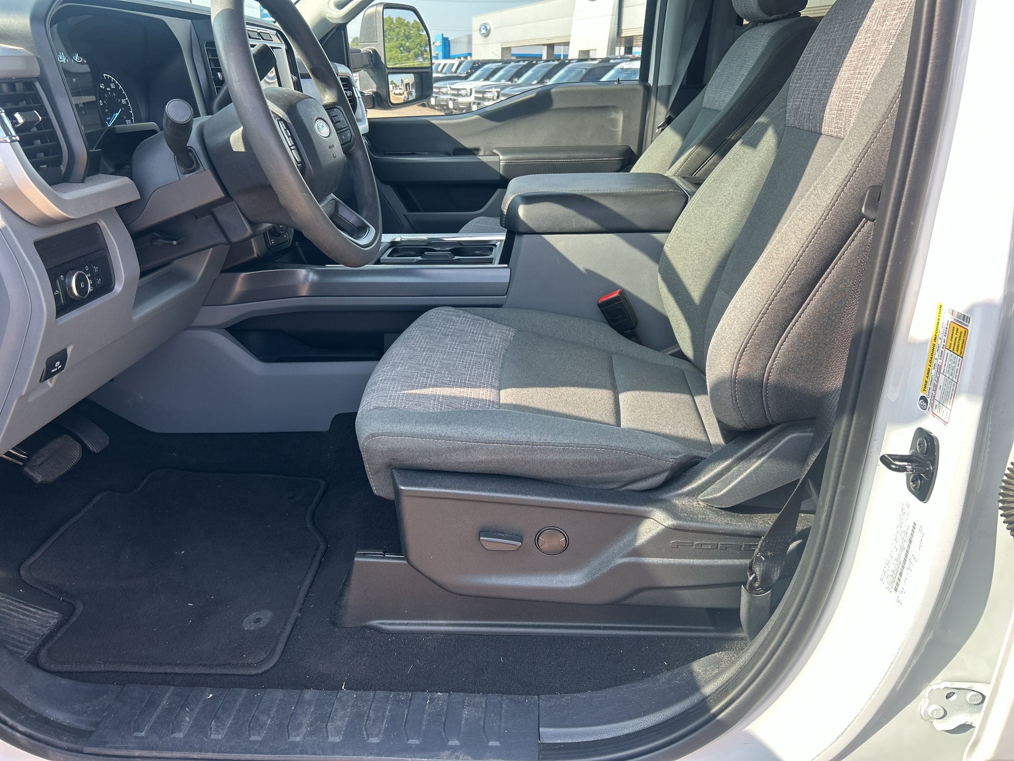 Used 2024 Ford F250 XLT AWD/4WD image 20