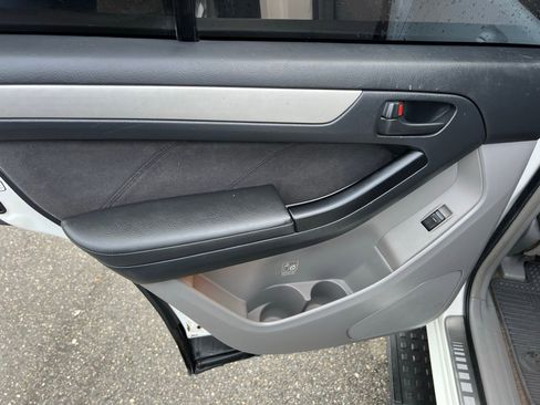 Used 2005 Toyota 4Runner SR5 image 24