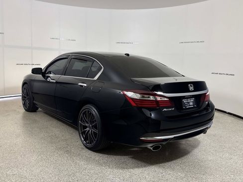 Used 2017 Honda Accord EX-L image 3