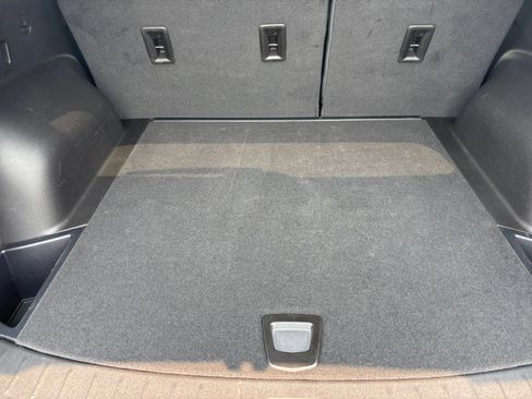 Used 2025 Chevrolet Blazer LT FWD image 32