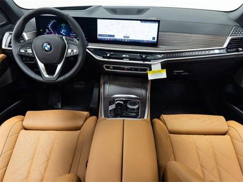 Certified 2025 BMW X5 xDrive40i w/ Premium Package image 25