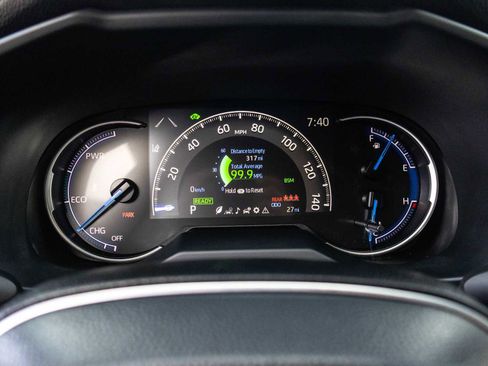 Certified 2025 Toyota RAV4 XSE image 35