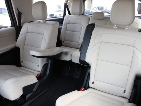New 2027 Lincoln Navigator L Reserve AWD/4WD image 20