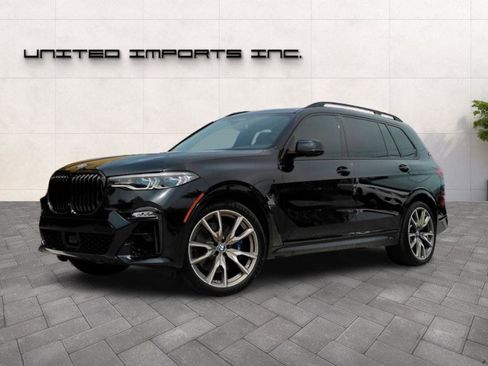 Used 2020 BMW X7 M50i image 1