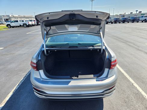 Used 2022 Volkswagen Jetta SEL FWD image 10