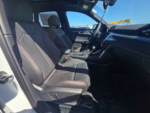New 2025 Audi Q3 2.0T Premium Plus image 11