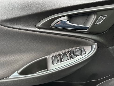 Used 2020 Chevrolet Malibu LT image 12